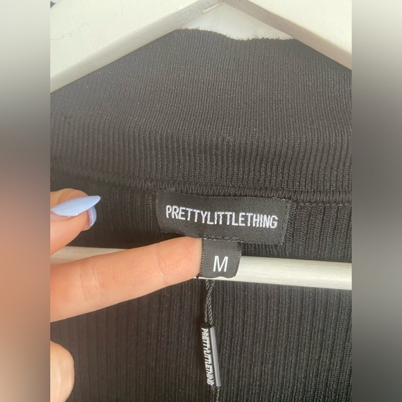 PRETTYLITTLETHING LONG SLEEVE RIB KNITTED BODYCON MINI DRESS Size Medium NEW - Picture 6 of 9